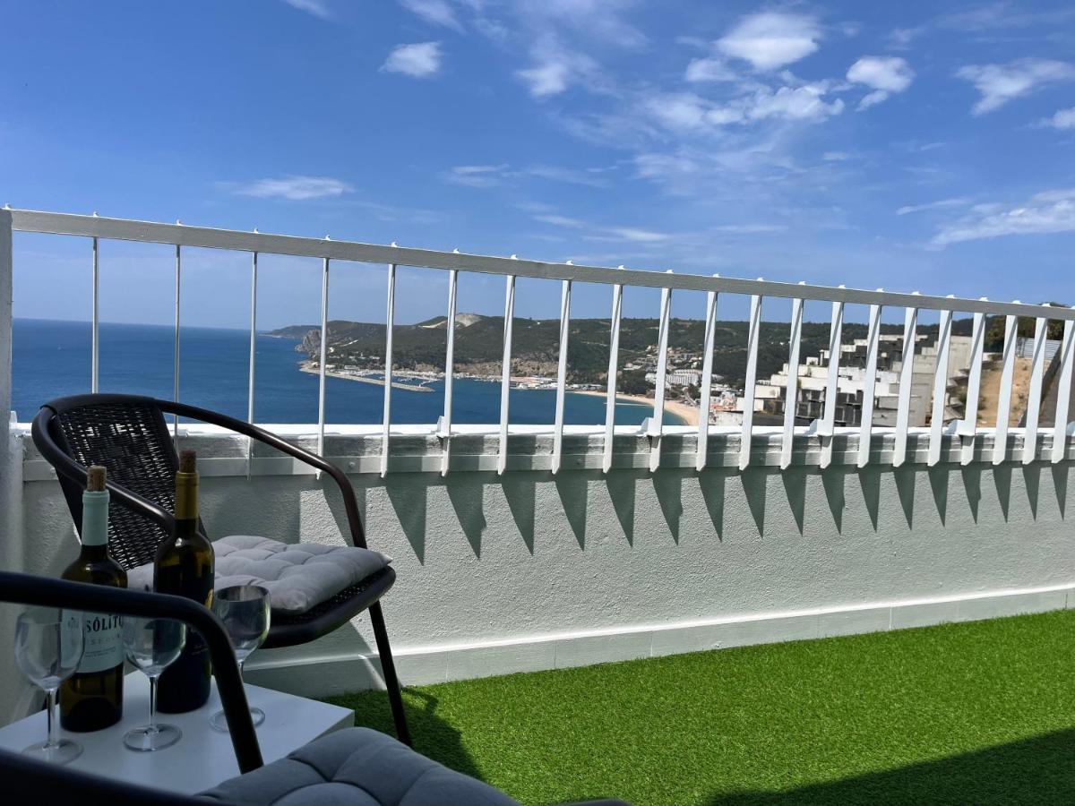 Axenic Retreat - Panoramic Ocean View, Sleeps 4, Ensuite Bathroom, New Redesign Sesimbra Exterior photo