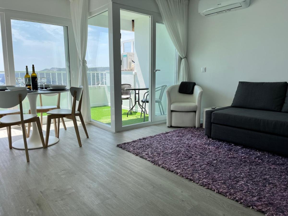 Axenic Retreat - Panoramic Ocean View, Sleeps 4, Ensuite Bathroom, New Redesign Sesimbra Exterior photo