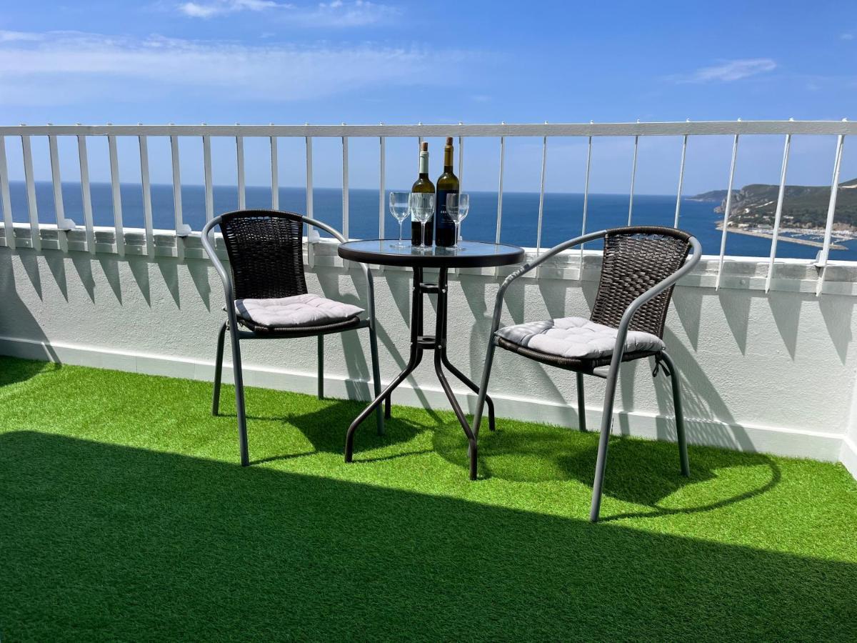Axenic Retreat - Panoramic Ocean View, Sleeps 4, Ensuite Bathroom, New Redesign Sesimbra Exterior photo