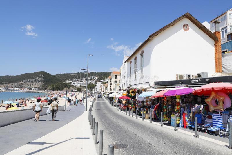 Axenic Retreat - Panoramic Ocean View, Sleeps 4, Ensuite Bathroom, New Redesign Sesimbra Exterior photo