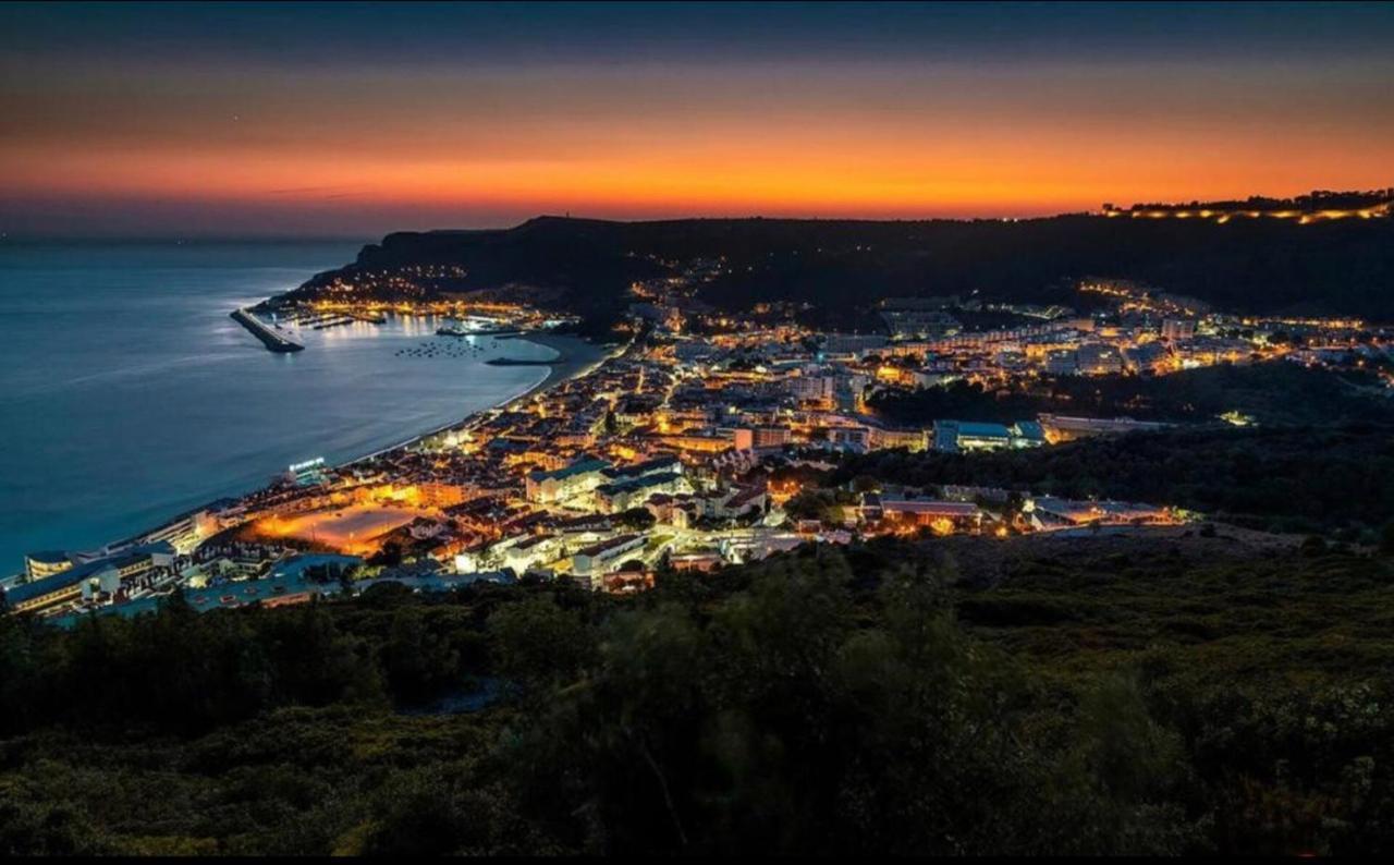 Axenic Retreat - Panoramic Ocean View, Sleeps 4, Ensuite Bathroom, New Redesign Sesimbra Exterior photo