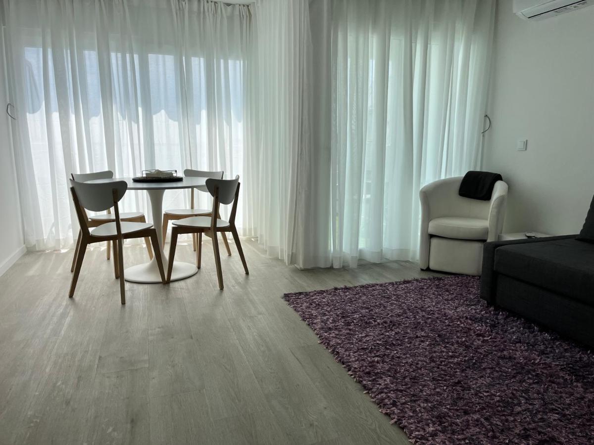 Axenic Retreat - Panoramic Ocean View, Sleeps 4, Ensuite Bathroom, New Redesign Sesimbra Exterior photo